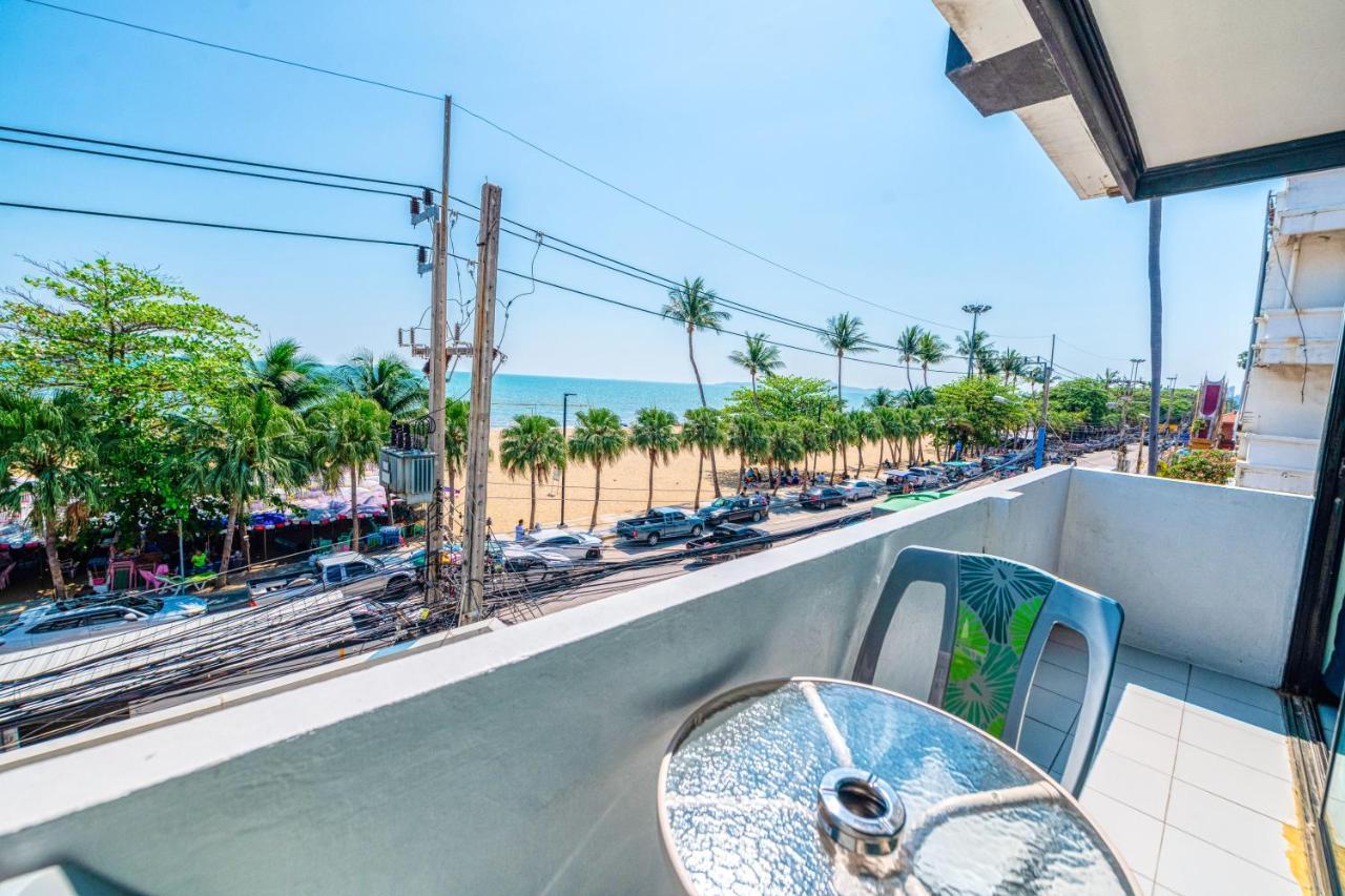 Happy Jomtien - Beachfront Екстериор снимка