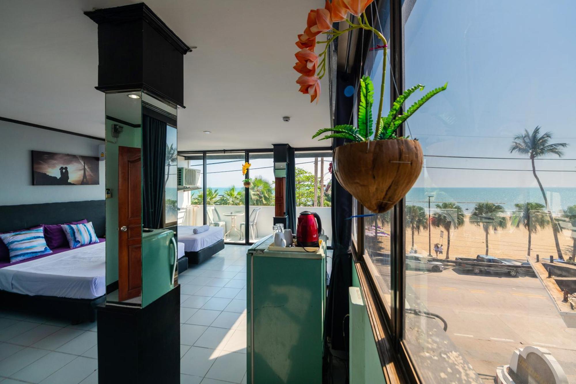 Happy Jomtien - Beachfront Стая снимка